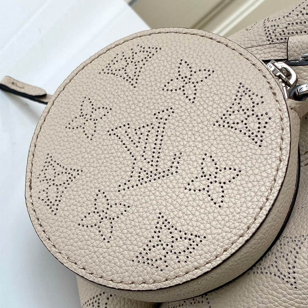 LV Bella