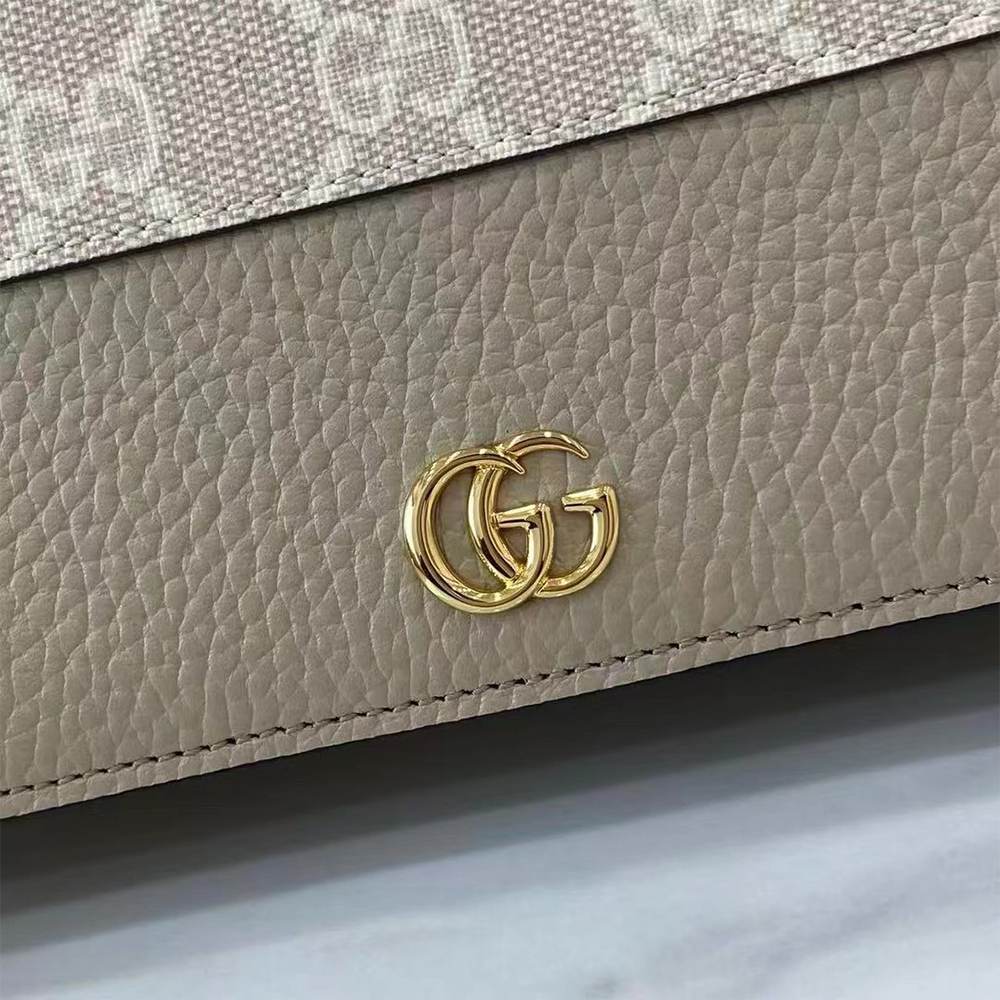 Bi-color GG Marmont wallet on chain