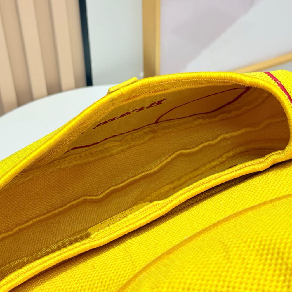 D10r Saddle Bag with Strap