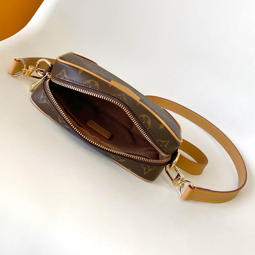 LV Trocadéro Wearable Wallet