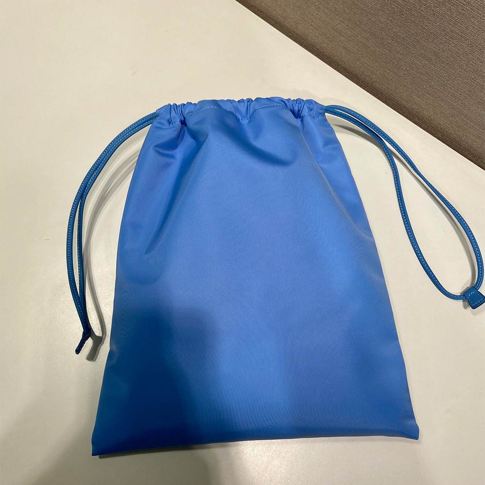Pra*a Wish Re-Nylon pouch