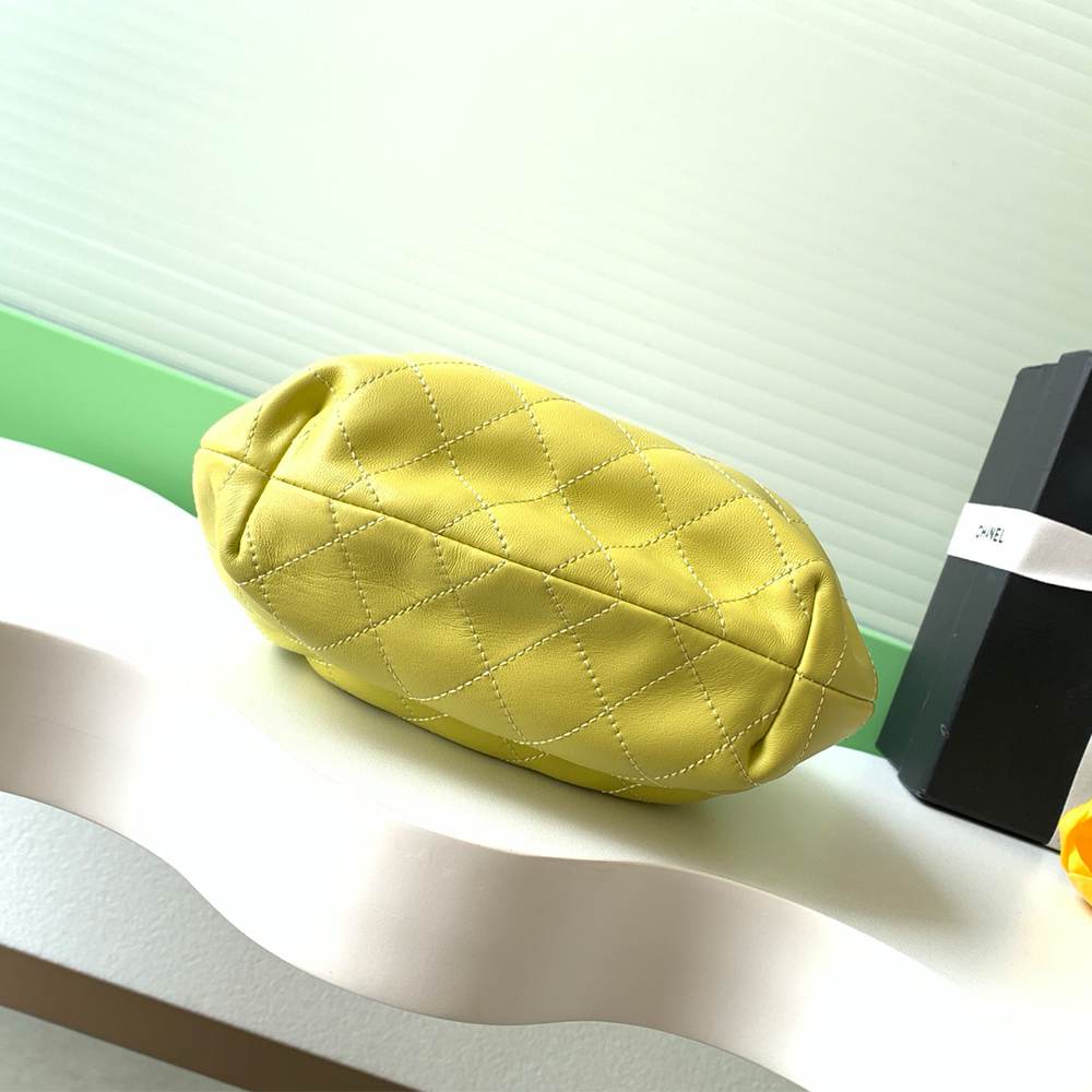 Ch**el SMALL HOBO BAG(HIGH-END GRADE)