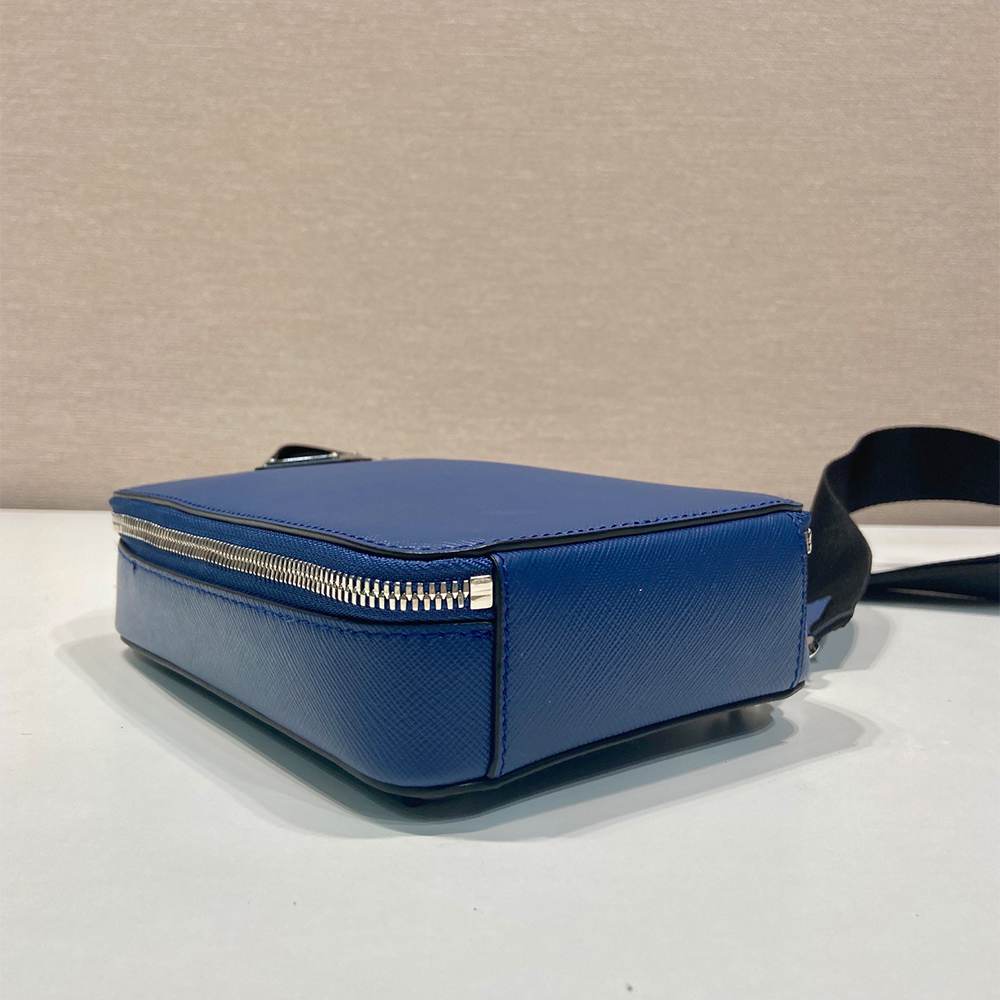 Pra*a Brique Saffiano leather bag