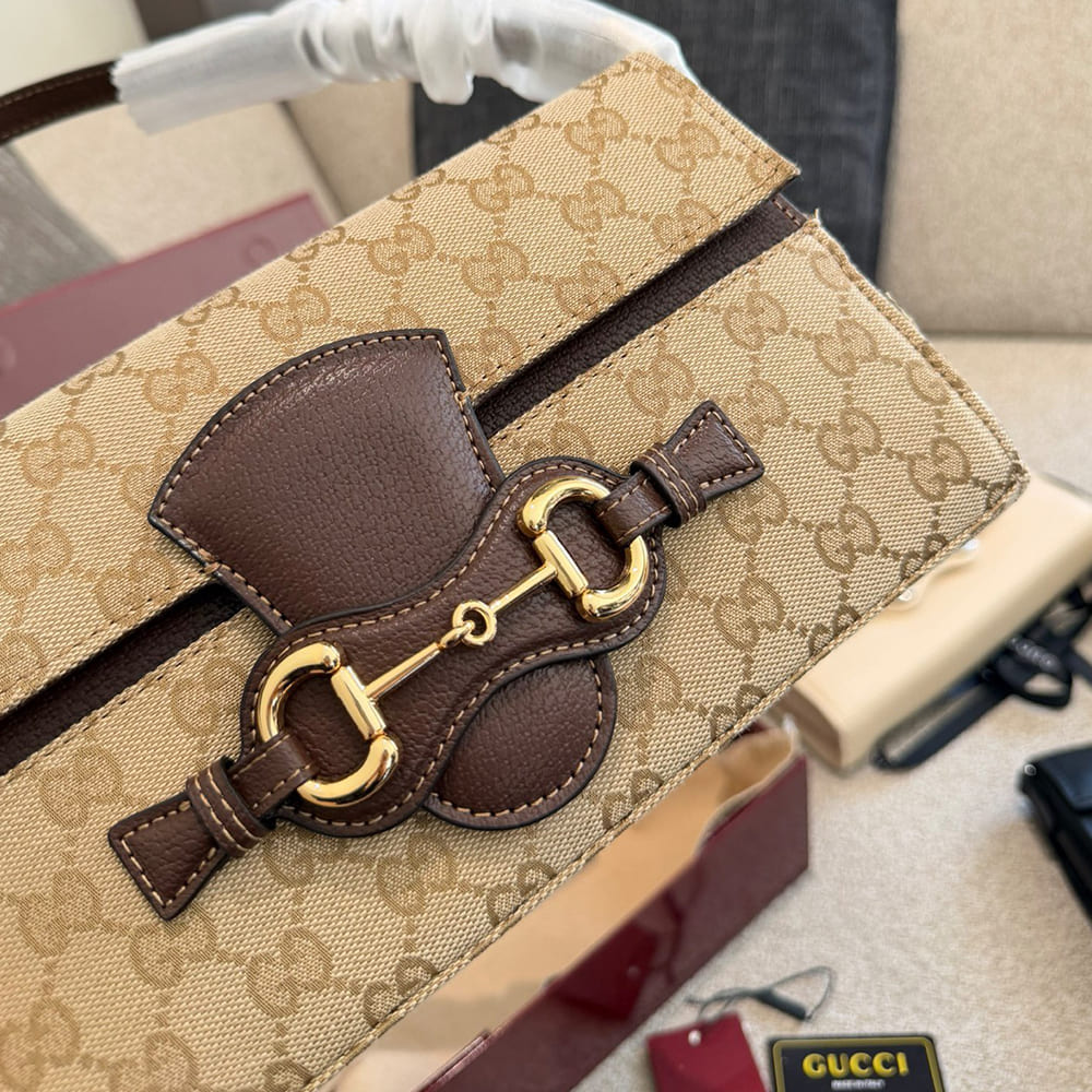 Gvc*1 Horsebit Ristretto medium shoulder bag