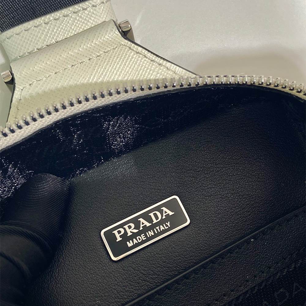 Pra*a Brique Saffiano leather bag