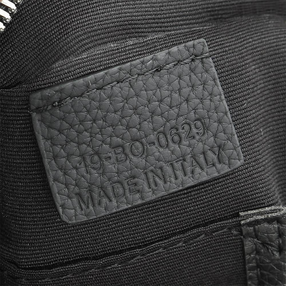 D10r A4 Pouch