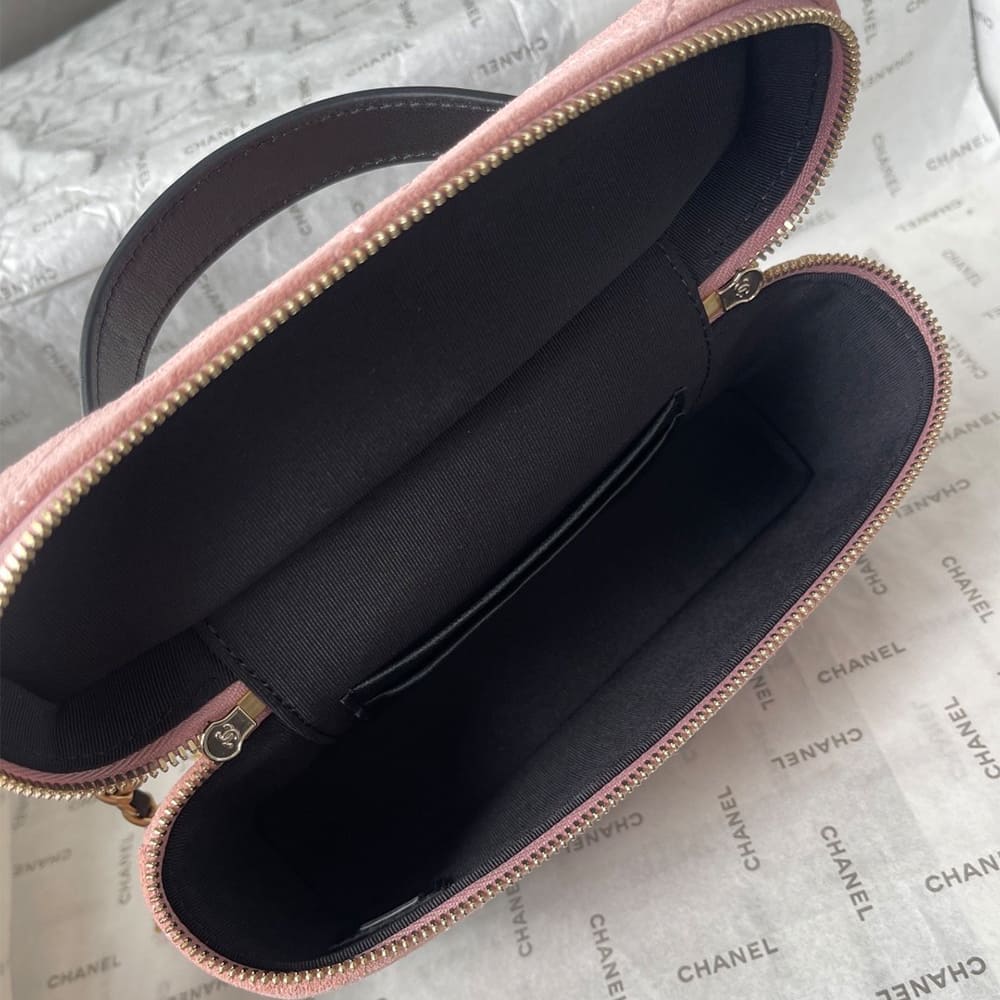 Ch**el Vanity with Chain(HIGH-END GRADE)