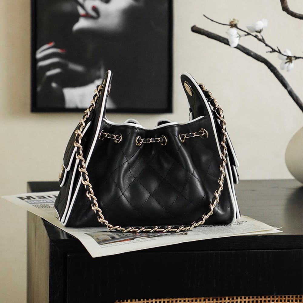 Ch**el 25 Mini Handbag(HIGH-END GRADE)
