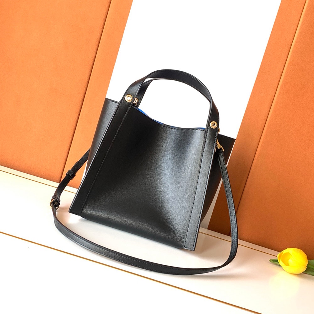 Ce1i*e SMALL CUBE BAG IN S*pPLE CALFSKIN(HIGH-END GRADE)