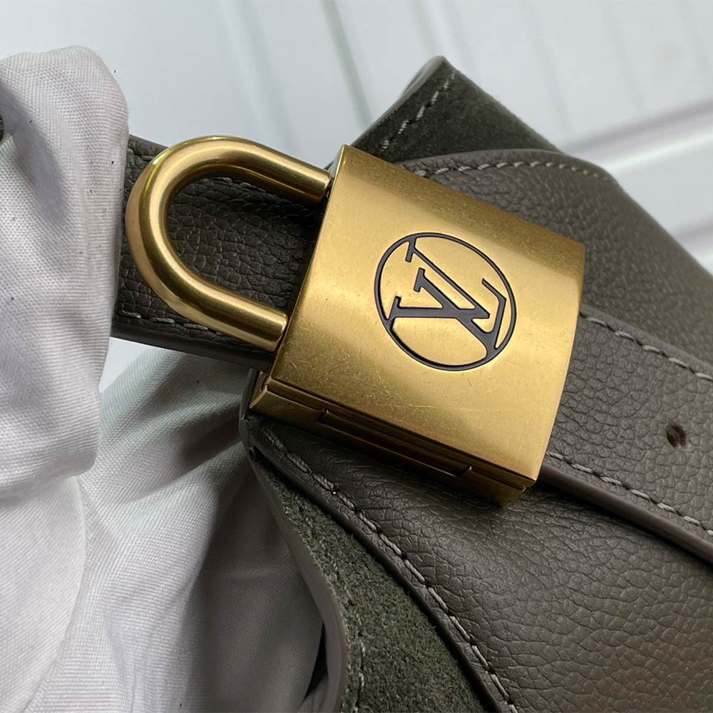 LV Low Key Hobo MM(HIGH-END GRADE)