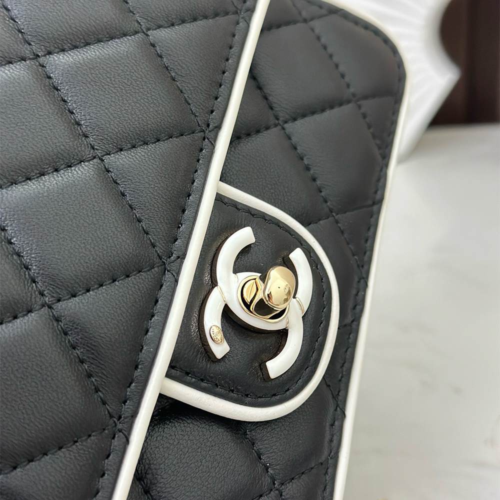 Ch**el Wallet on Chain(HIGH-END GRADE)