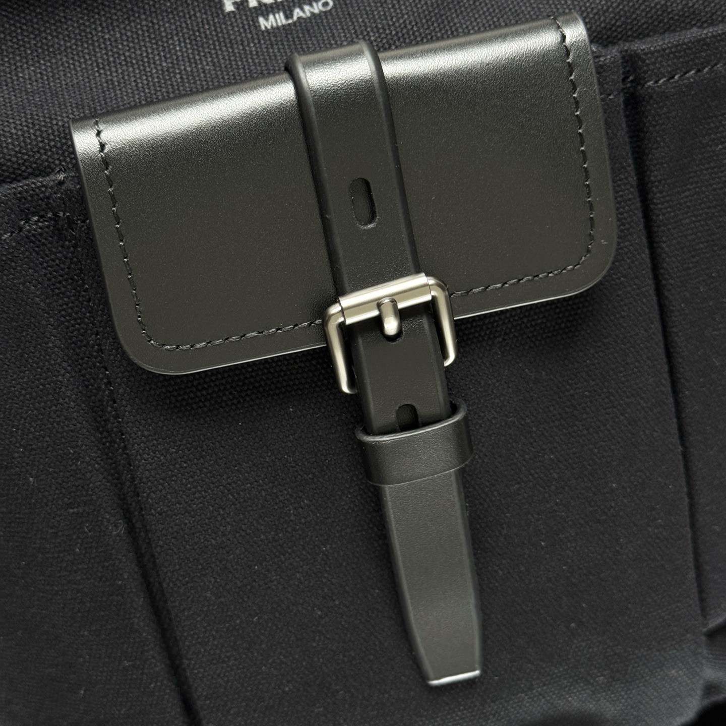 Pra*a Route mini canvas and leather bucket bag(HIGH-END GRADE)