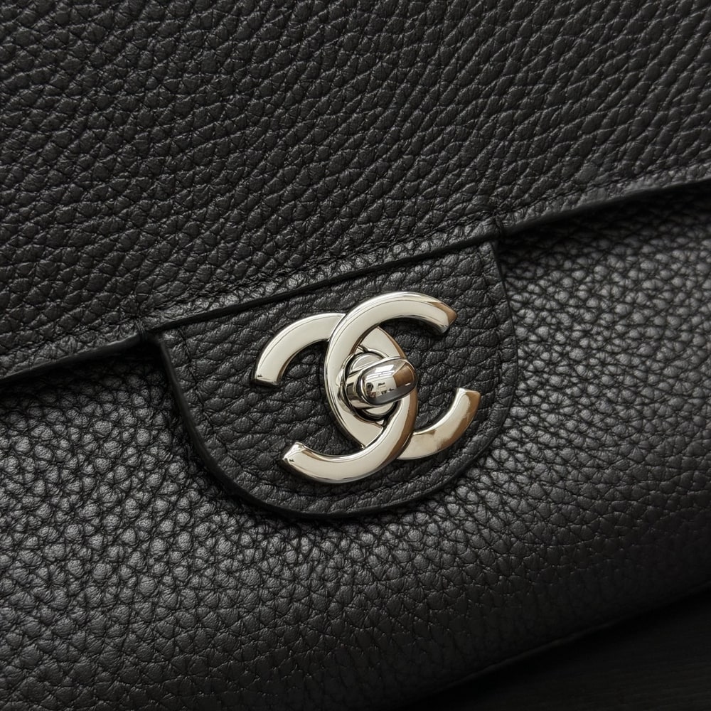 Ch**el Classic Maxi Flapbag(HIGH-END GRADE)