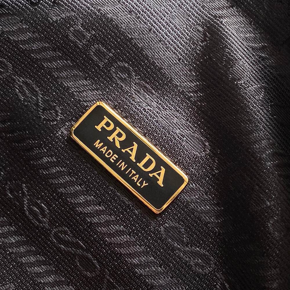 Pra*a Small leather bag(HIGH-END GRADE)