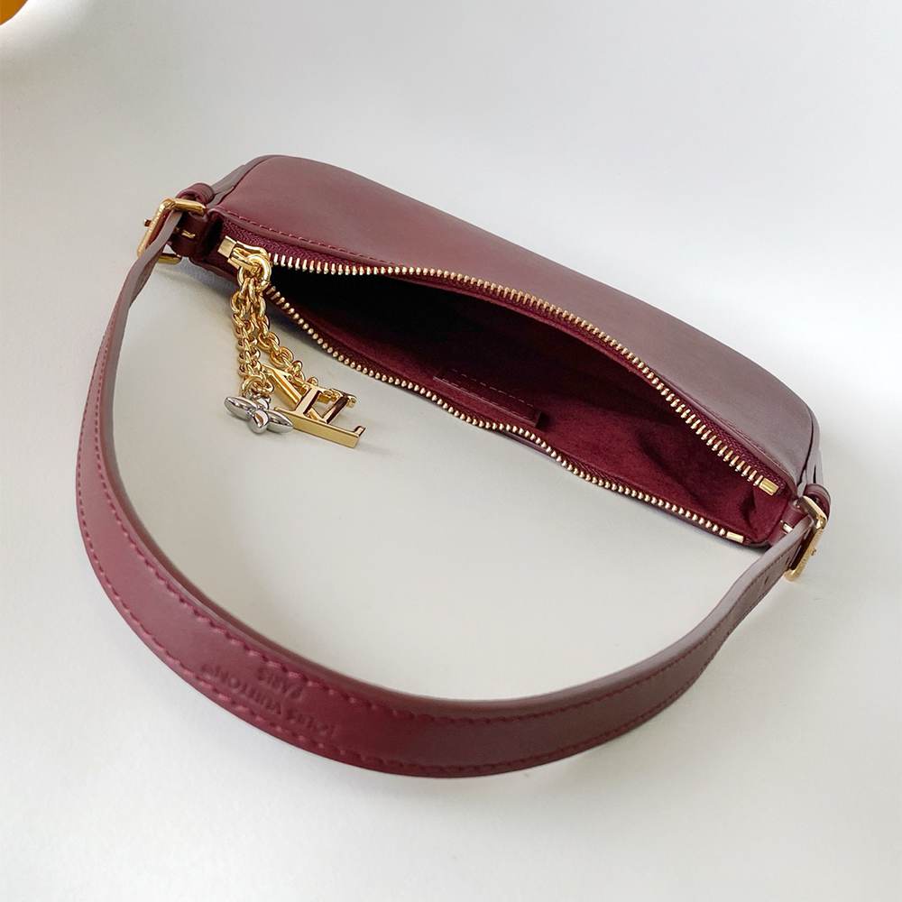 Pochette LV Bloom