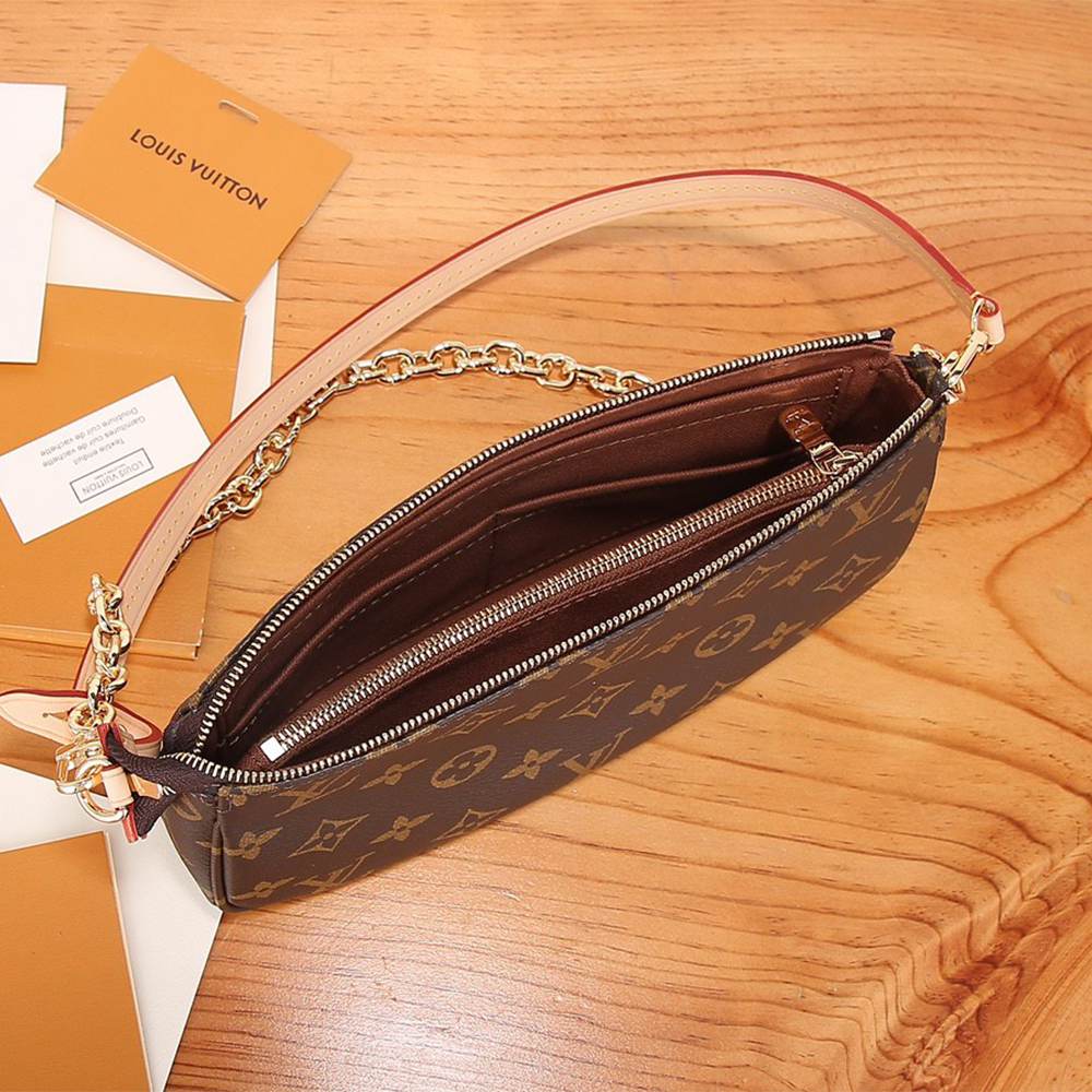 LV Pochette Accessoires