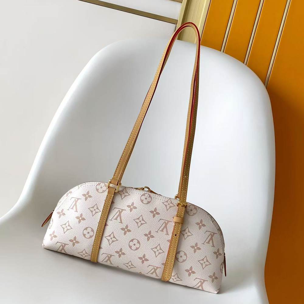 LV Squire East West