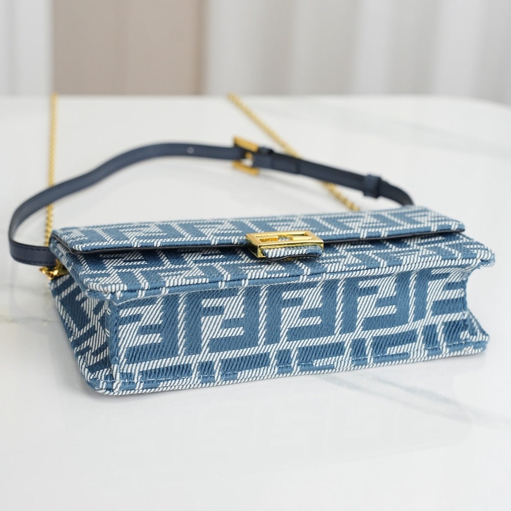 F**di Wallet On Chain Baguette(HIGH-END GRADE)