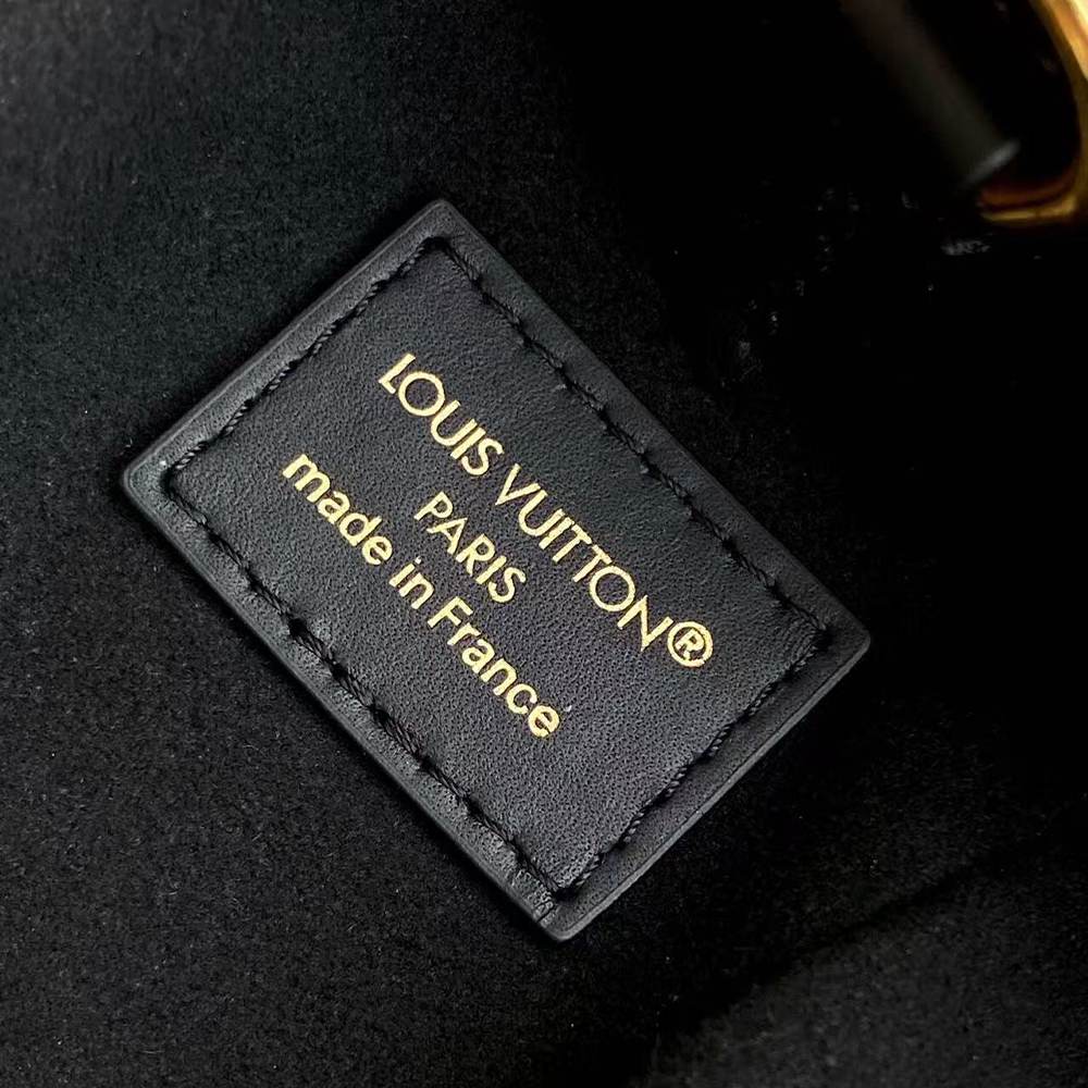 LV Nano Noé Trunk